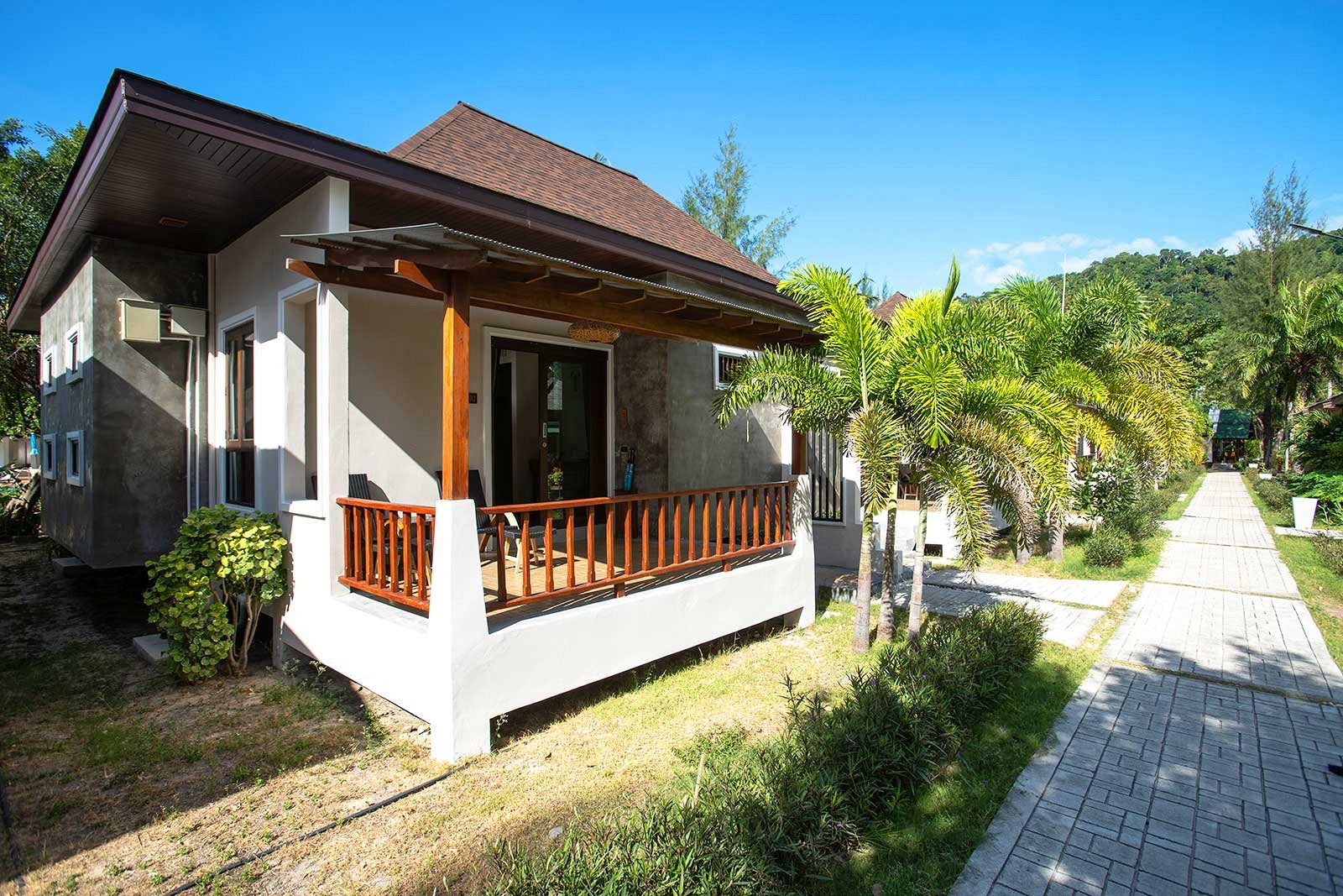 Southern Lanta Resort